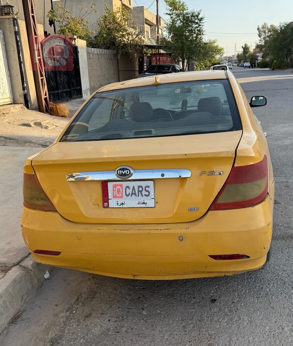 بی وای دی F3
